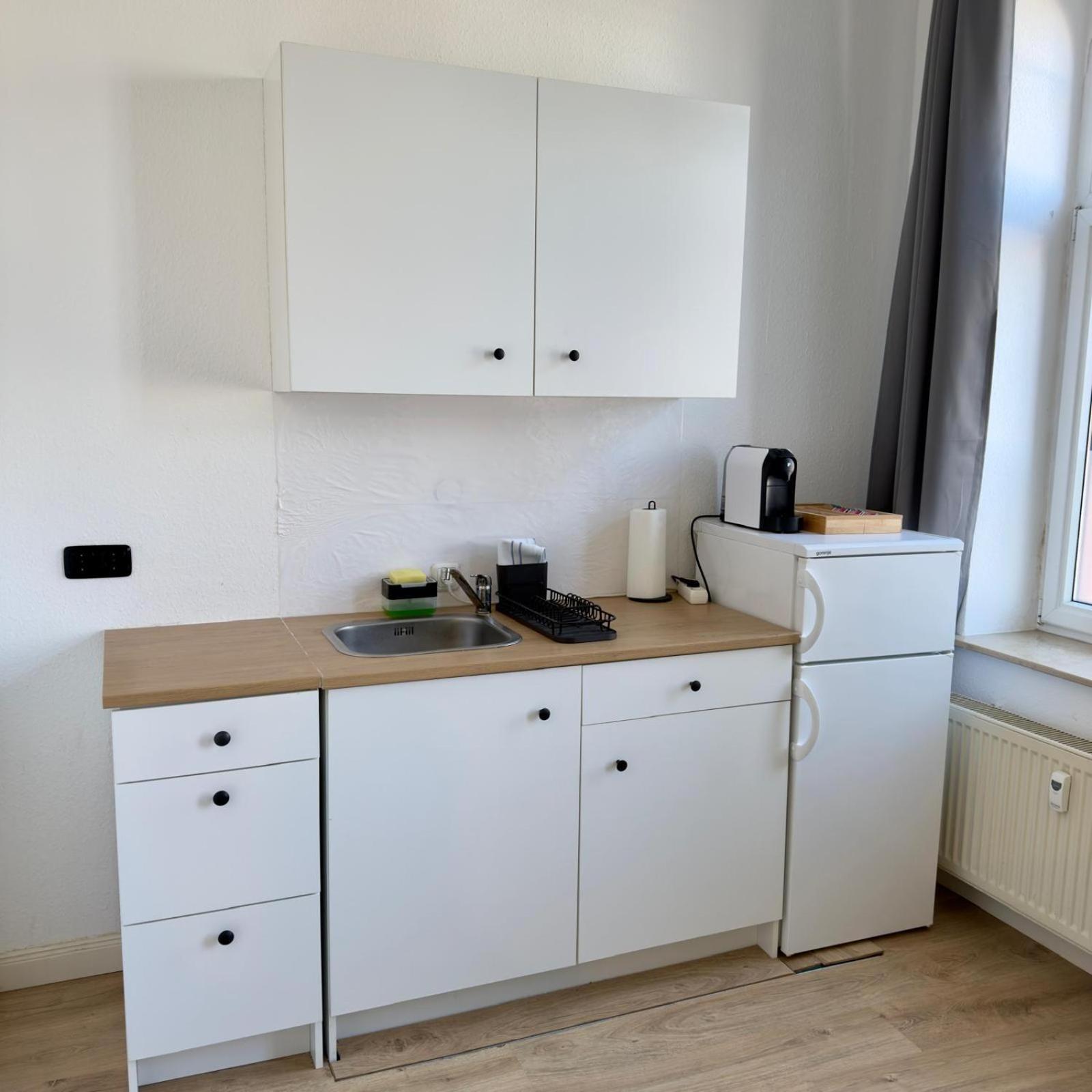 Raha Apartments - Modernes Studio-Apartment - Hbf - Gratis Parkplatz إرفورت المظهر الخارجي الصورة