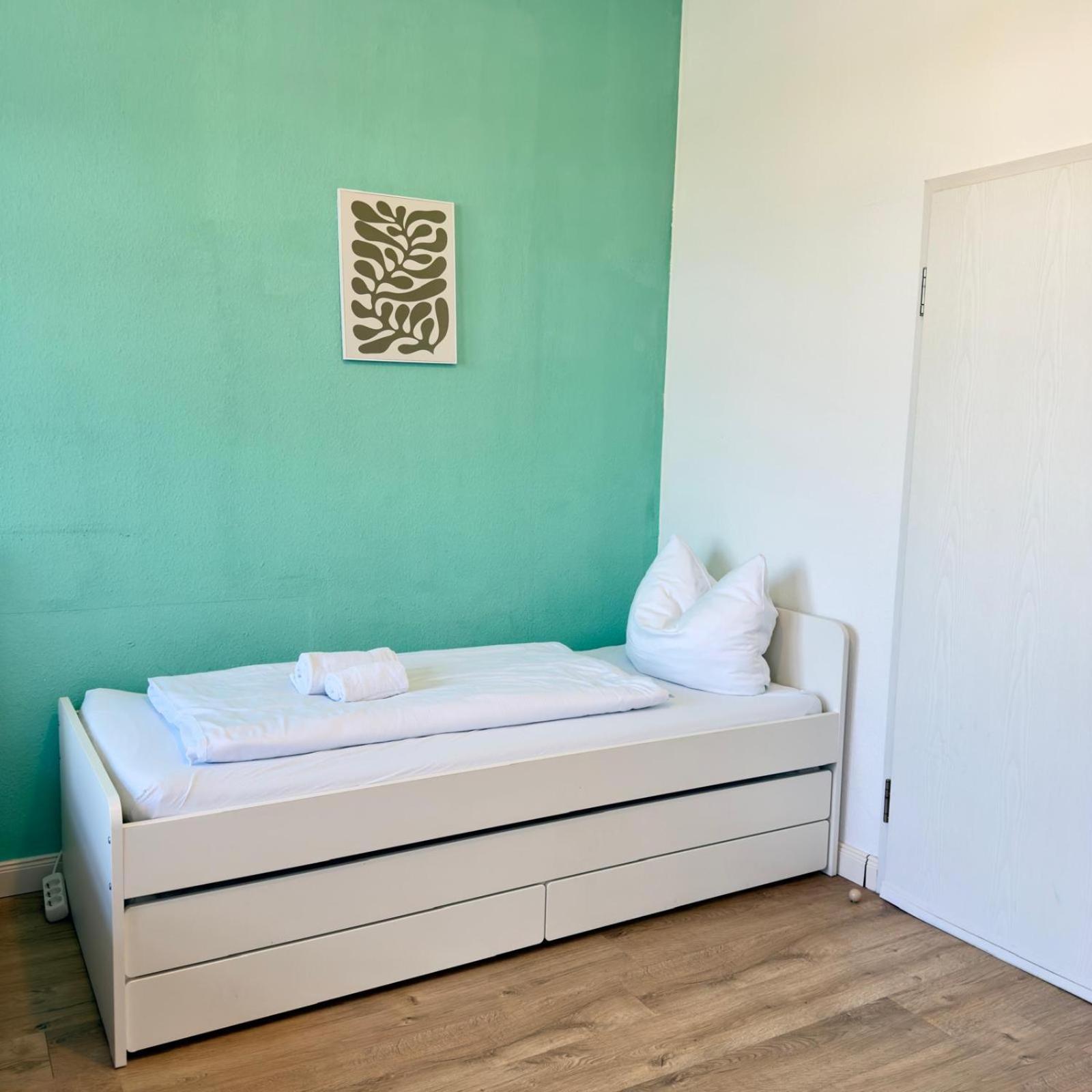Raha Apartments - Modernes Studio-Apartment - Hbf - Gratis Parkplatz إرفورت المظهر الخارجي الصورة